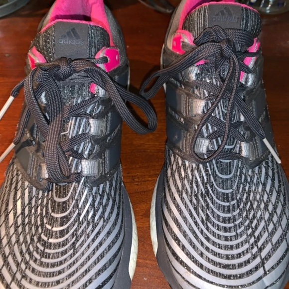 Adidas EnergyBoost - Picture 3 of 5